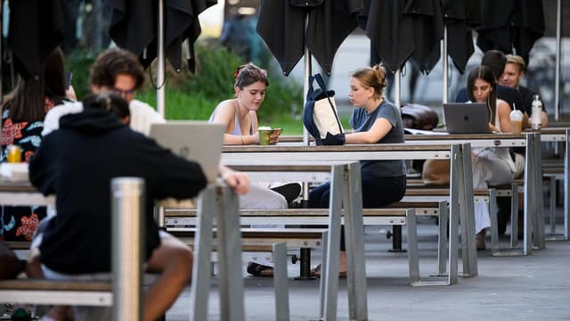 HECS debt relief nears as Labor eyes further uni reform