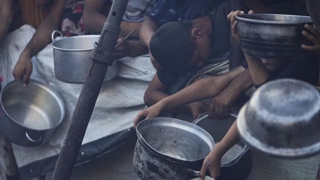 More than 100 aid groups warn of starvation in Gaza