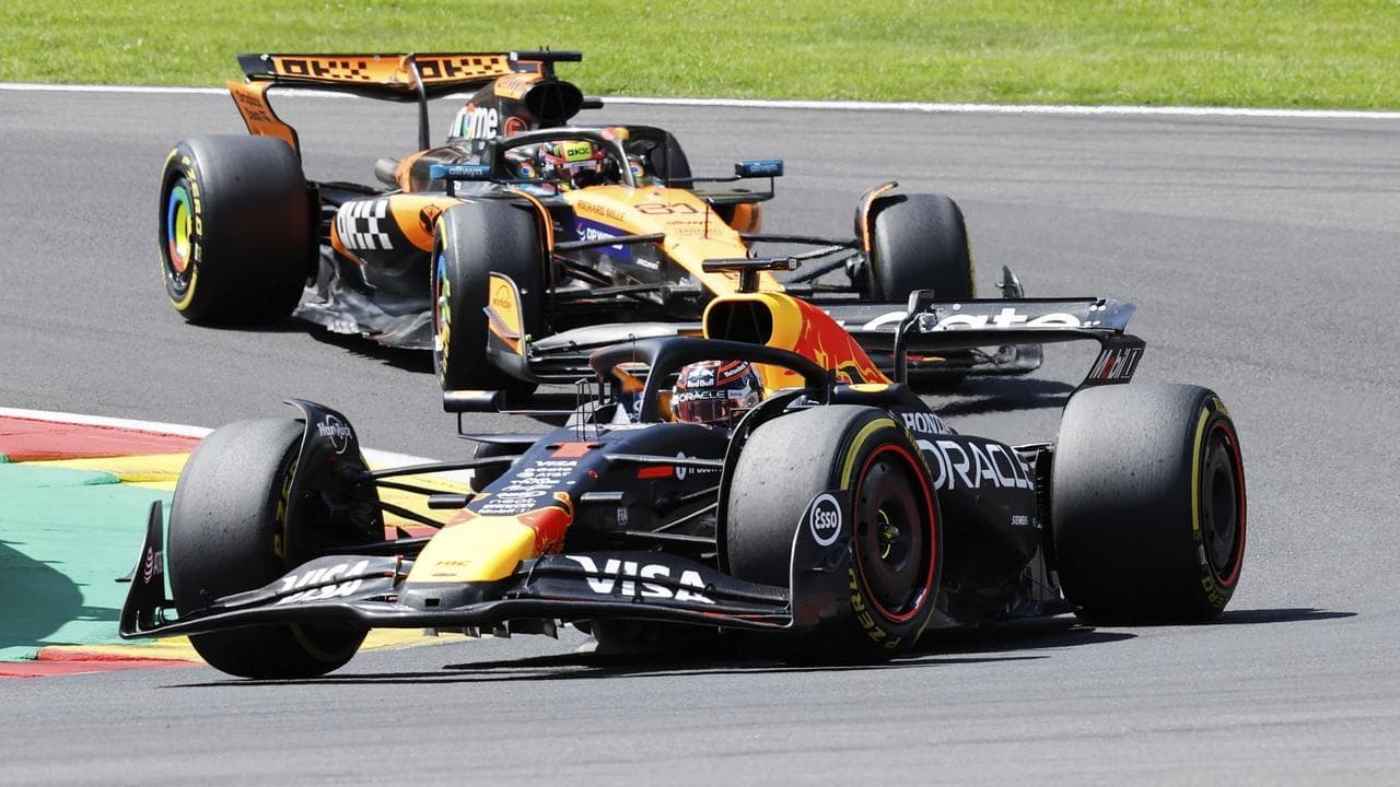 Verstappen too quick for Piastri in Belgium sprint