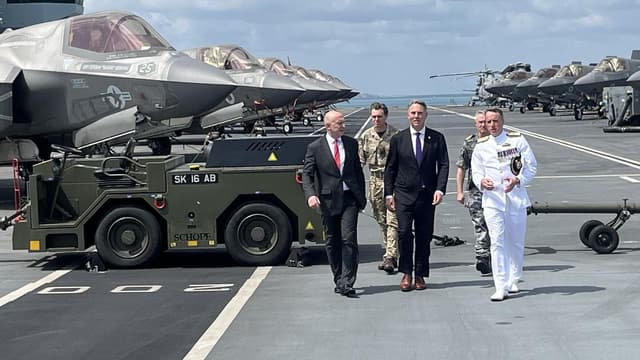 Australia-UK treaty unlikely to sink subs deal with US