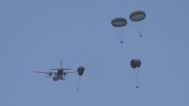 Dozens die in Israeli fire as war in Gaza drags on