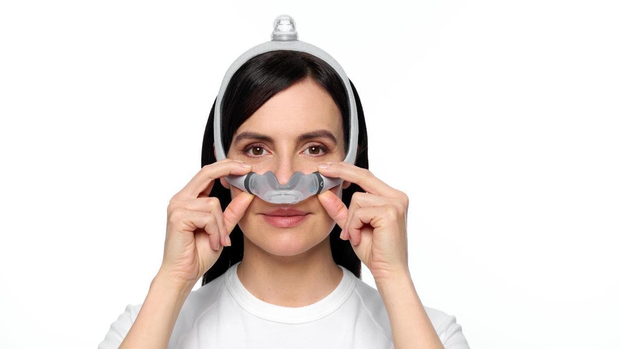 Global demand helps push ResMed shares to record high