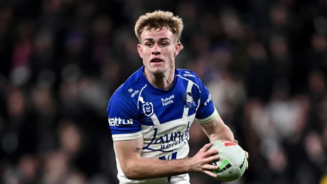 Galvin cool in spotlight as circus reaches final act