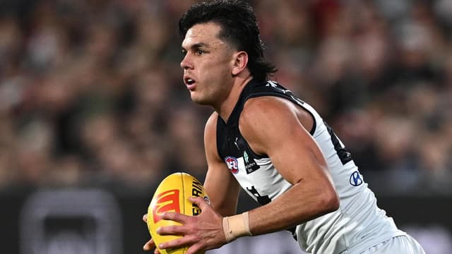 Hollands returns as young Blue gets heartbreaking news