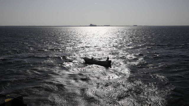 At least 68 dead, 74 missing as boat sinks off Yemen