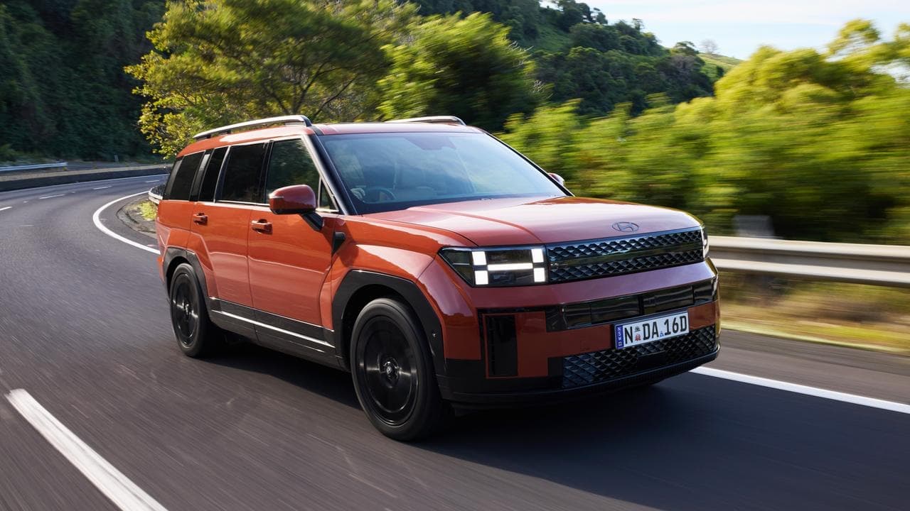 Plug-in hybrids speed up, EVs slow down in record month