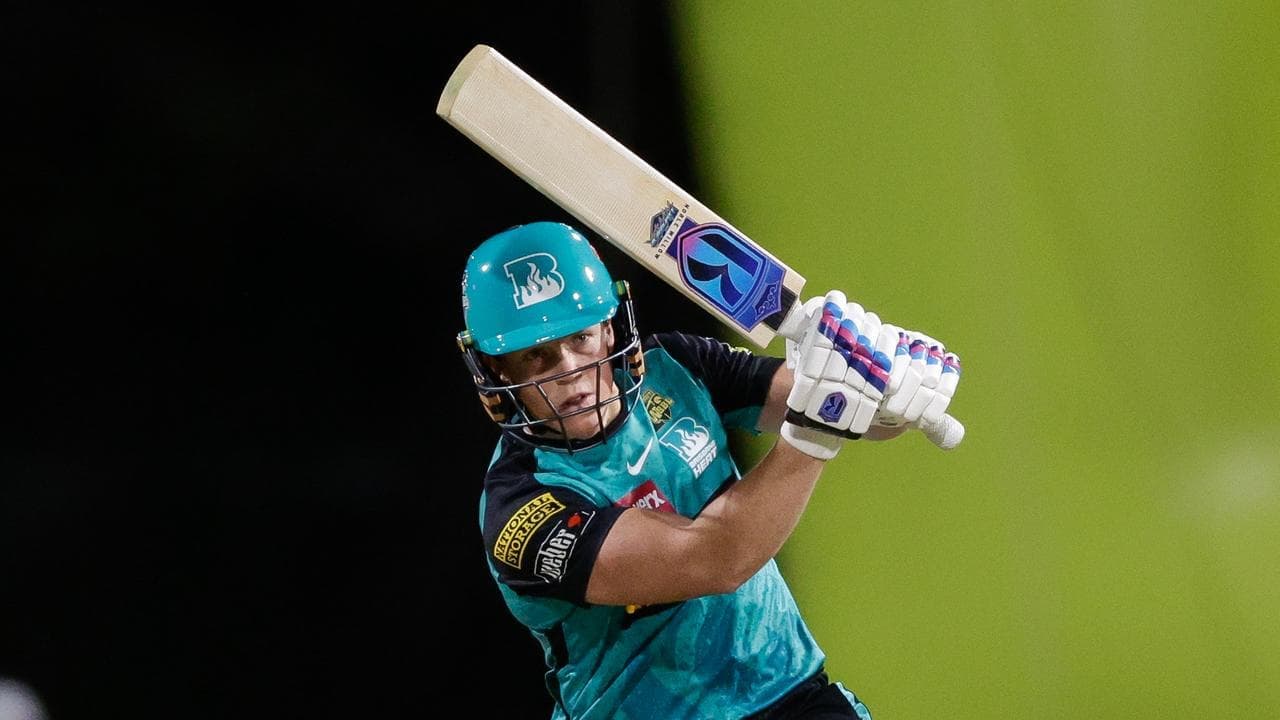 Aussie women launch England's Hundred in brutal fashion