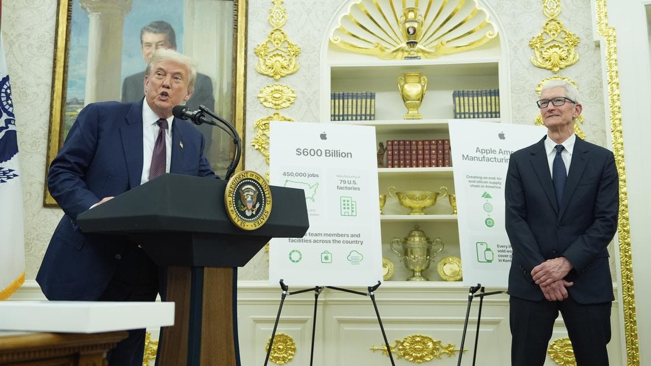 Trump says he plans 100pct tariff on computer chips