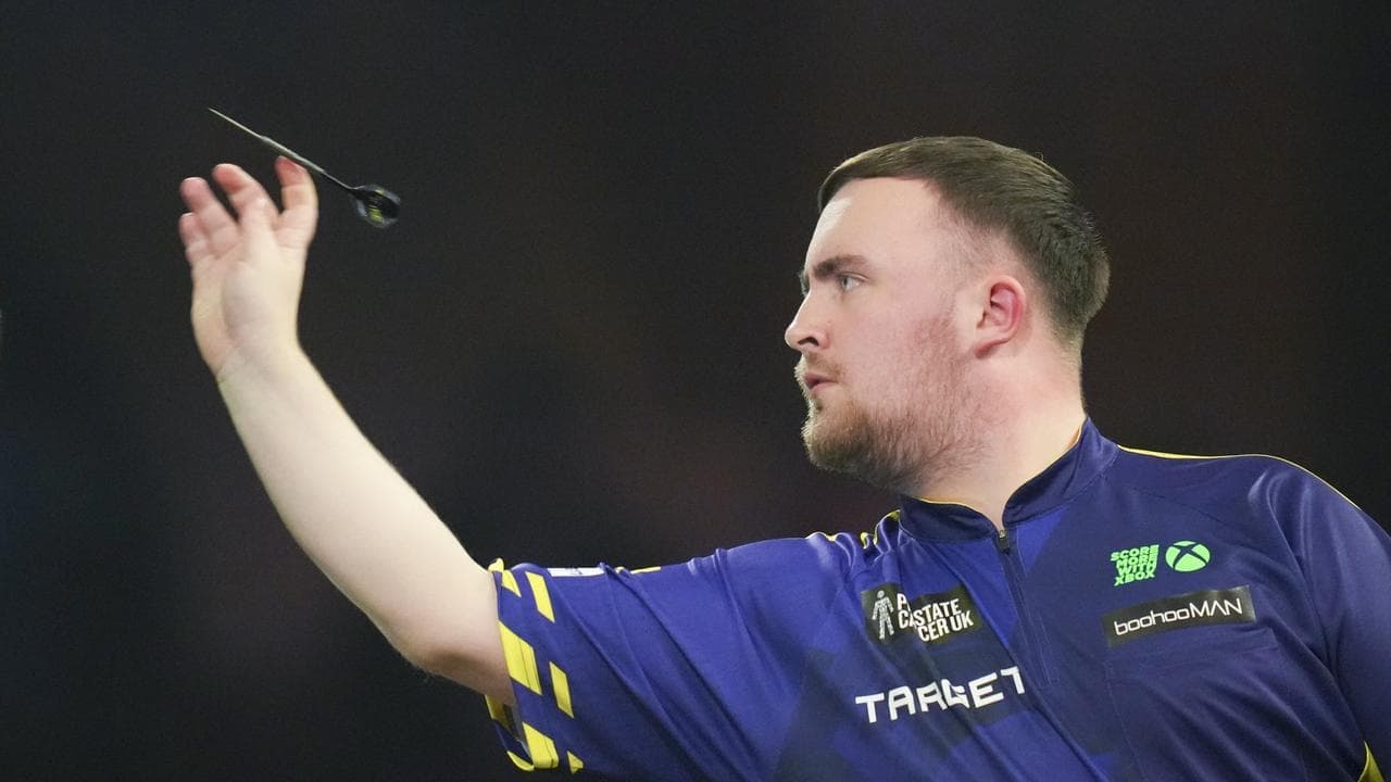 Aussie darts star set for Gong clash with fenom Littler
