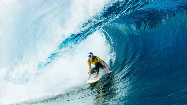 Good golly: Molly one win from title after Tahiti test