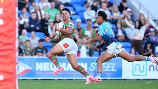 Mitchell returns at centre in 'spoonbowl' clash