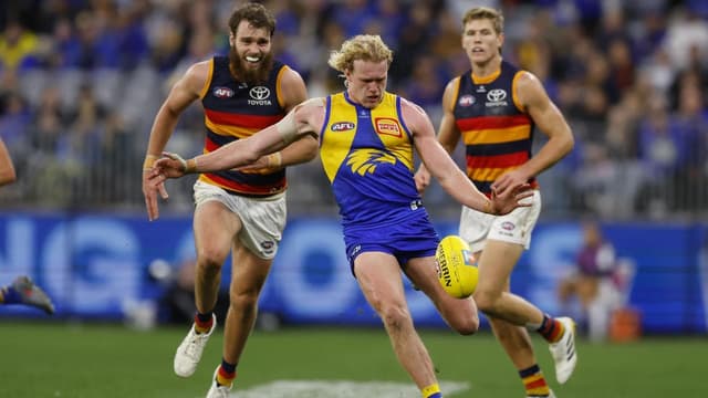 It's extraordinary: Eagles coach stunned by Ginbey snub