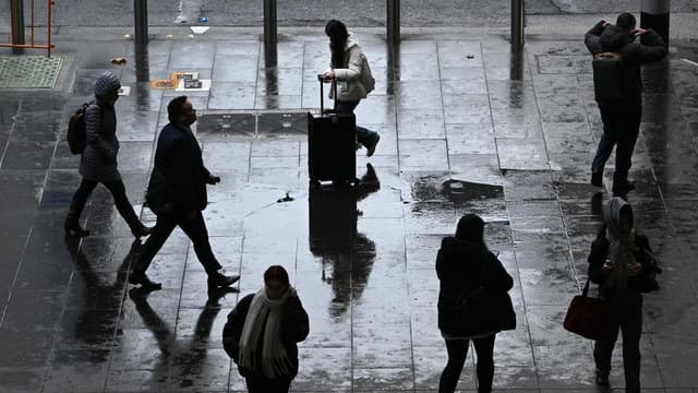 Fair go or no go? Aussie workers face 'class ceiling'