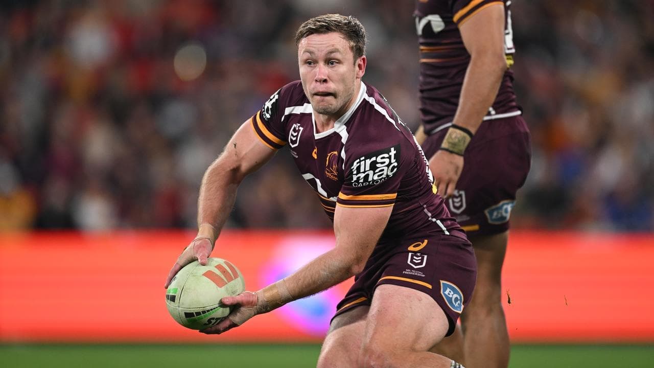 Walters set for Broncos halves as history repeats