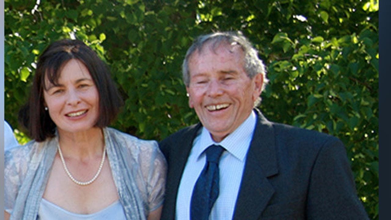 Political hiatus keeps media gag on killer granny