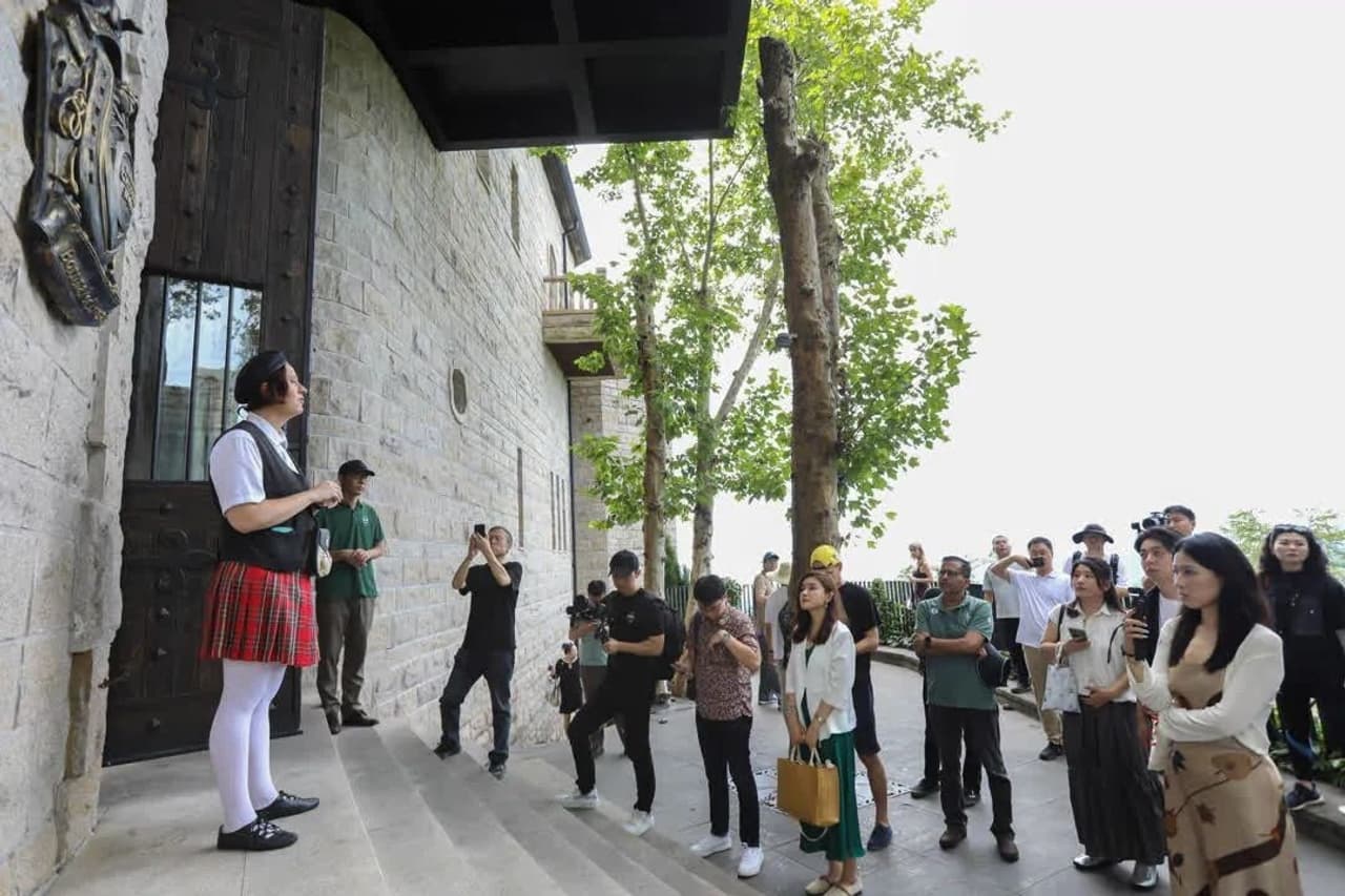 CCTV+: Deqing Steps Into the Global Travel Spotlight