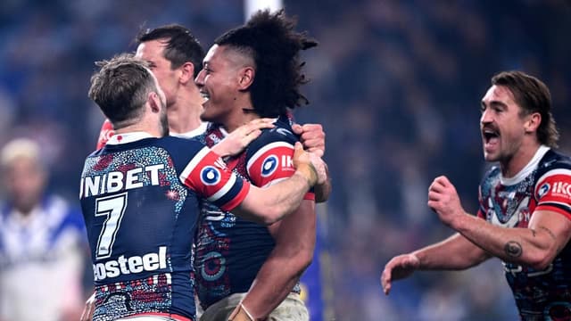 Roosters put NRL on notice by stunning Bulldogs