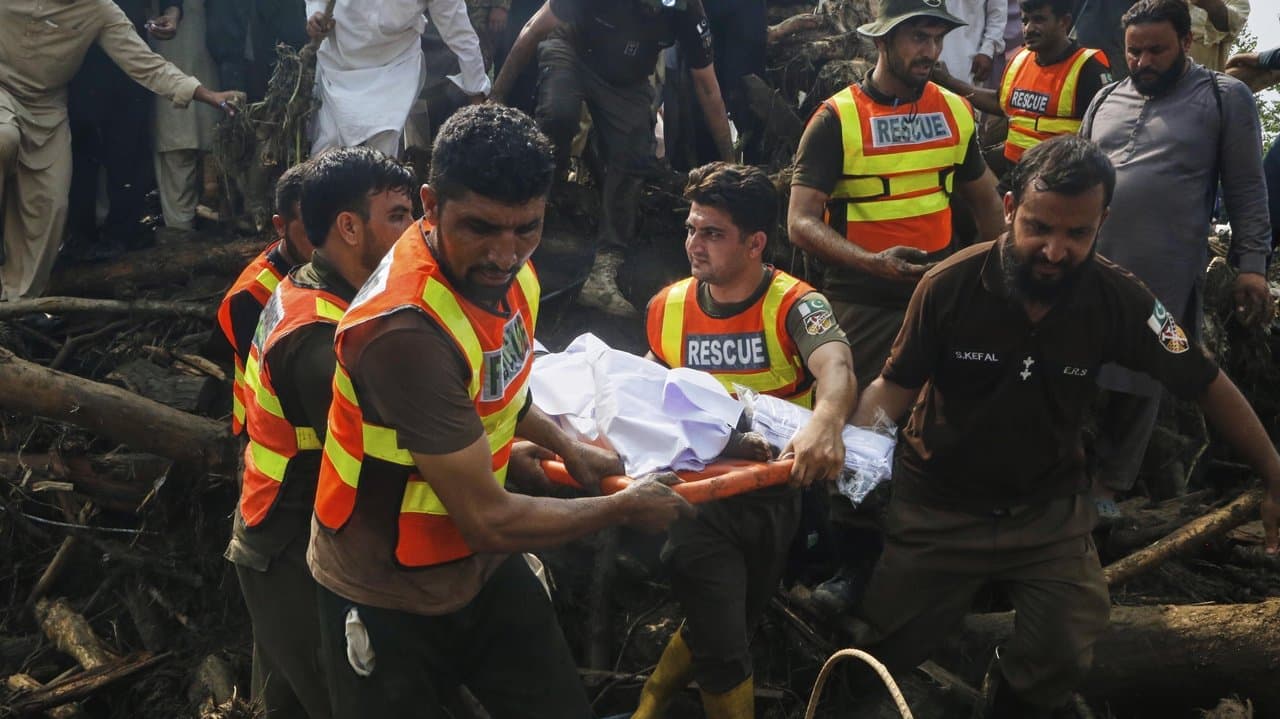 'Sorrow everywhere': Pakistan floods kill hundreds