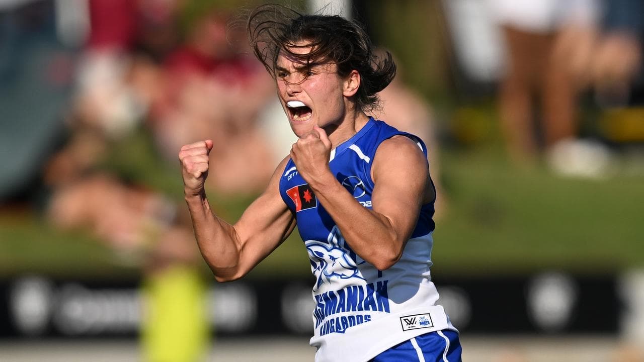 Riddell stars as pluck-of-the-Irish Roos beat Cats