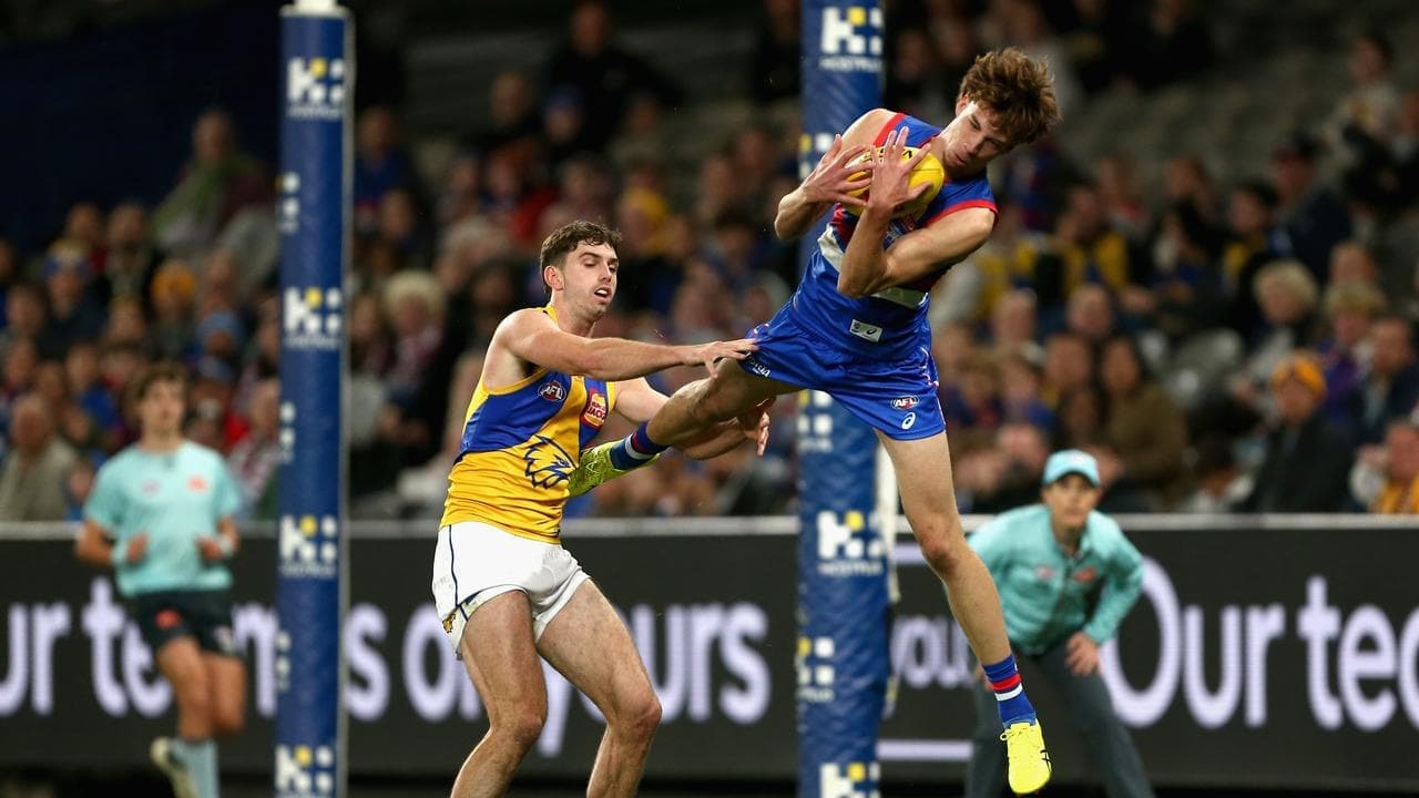 Plenty of son shine as Bulldogs blast lowly Eagles