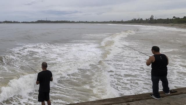 Hurricane Erin to create dangerous surf along US coast