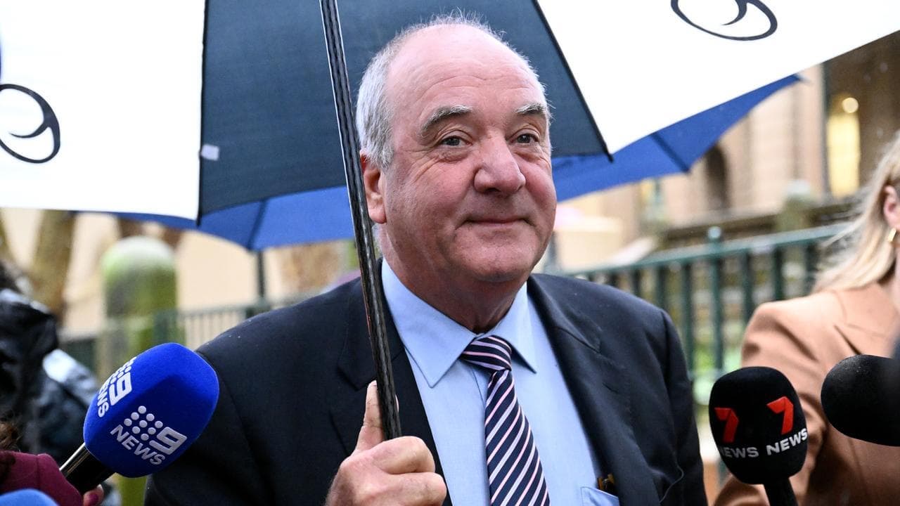 MP jailed for misleading kickback probe, then bailed