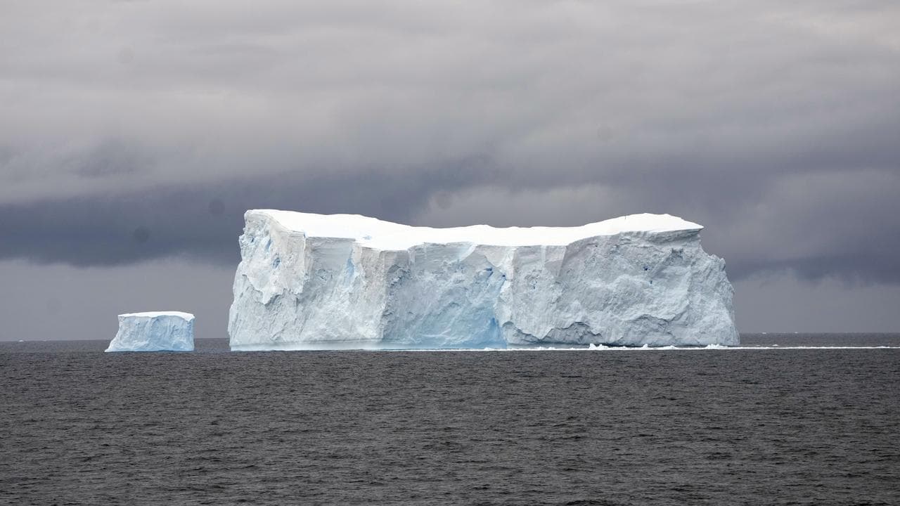 Antarctica's 'abrupt changes' spell climate warming