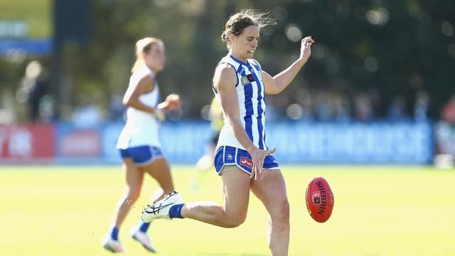 Garner reaches new heights as Kangaroos smash Power