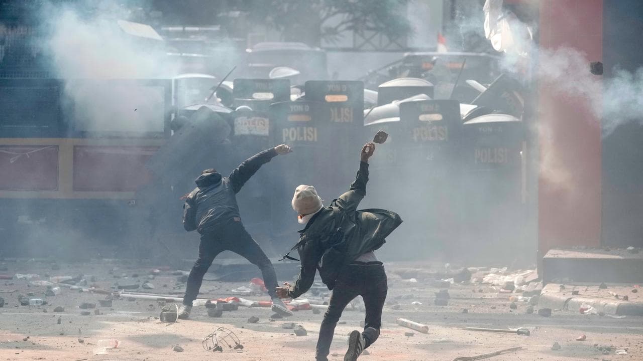 Indonesians rage against death of rideshare driver