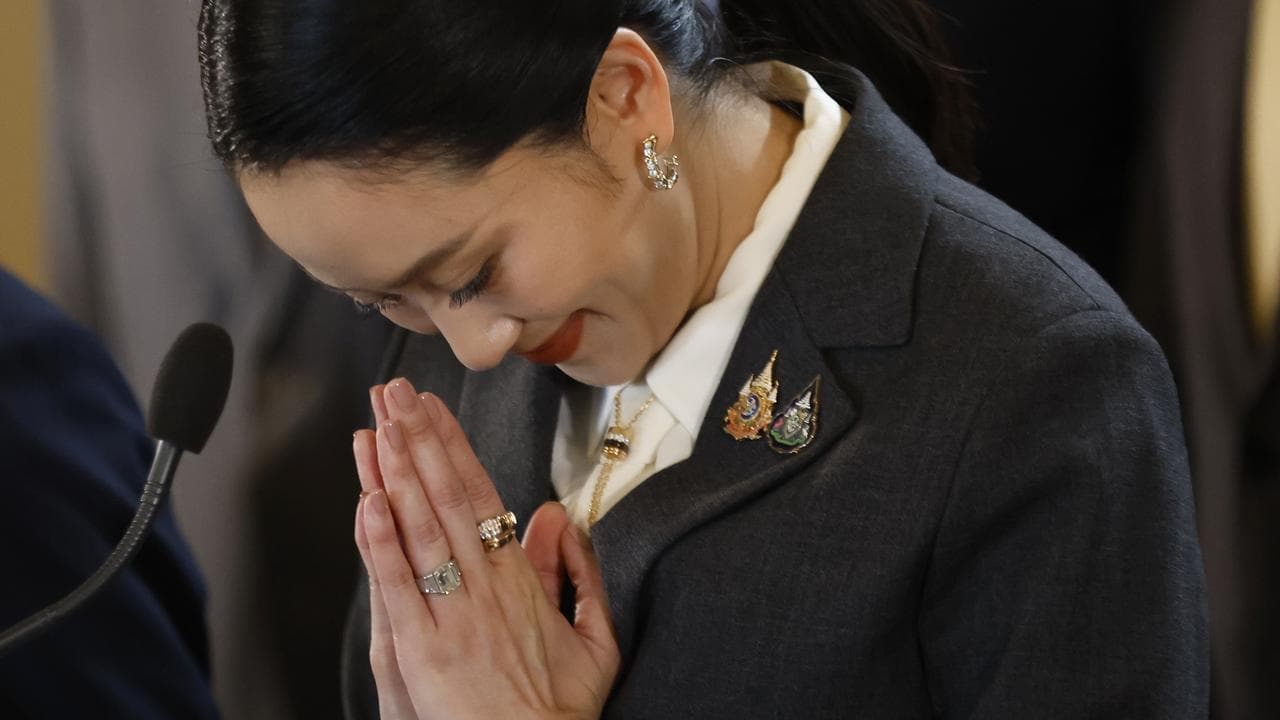 Thai PM removed by court, triggering power scramble