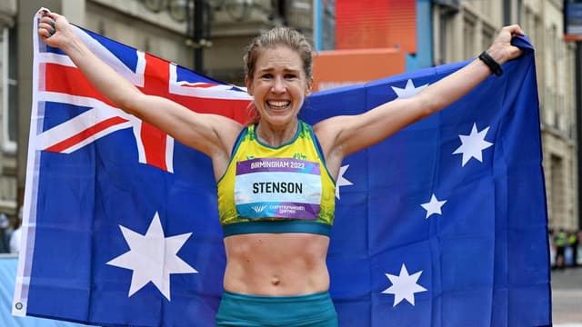 Major status, major magic for Aussie marathon stars