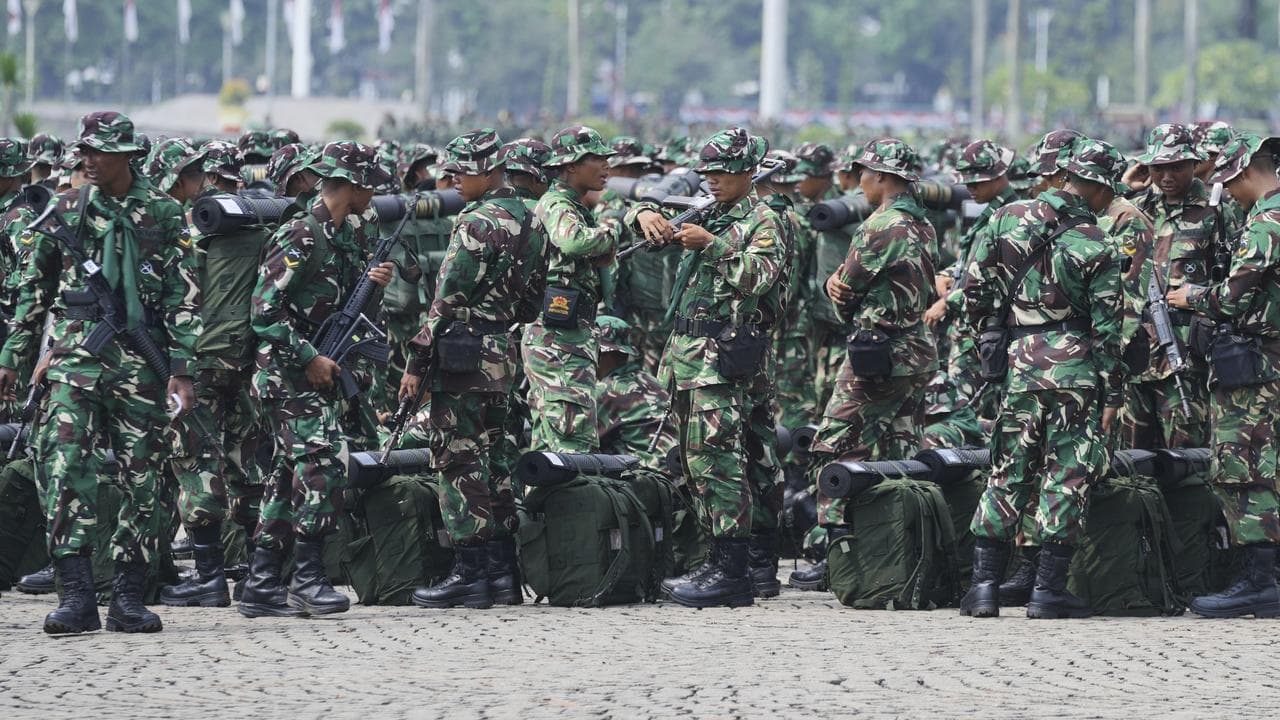 Defiant Indonesian students gather for protests