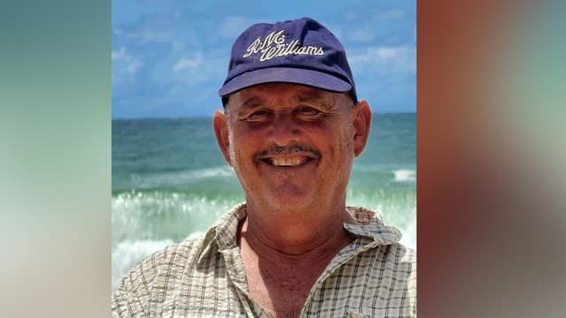 'You just do it': bravery award for flood rescuer