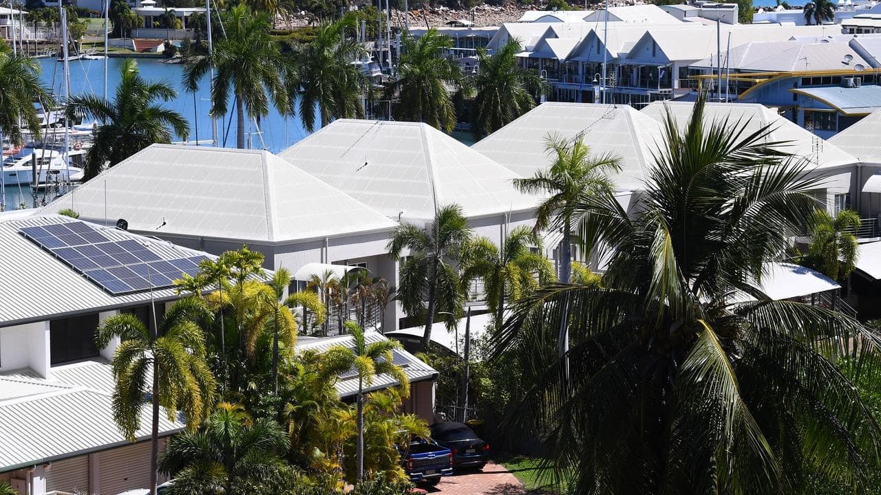 'No-brainer' to end negative gearing on holiday rentals