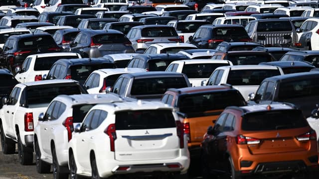 Hybrid sales accelerate but diesel utes claim top spots