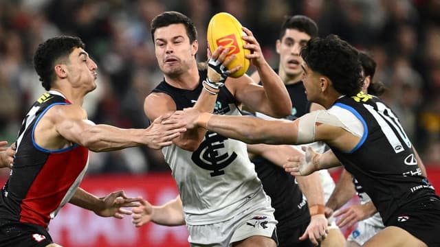 Silvagni makes free agency call, turns down Magpies