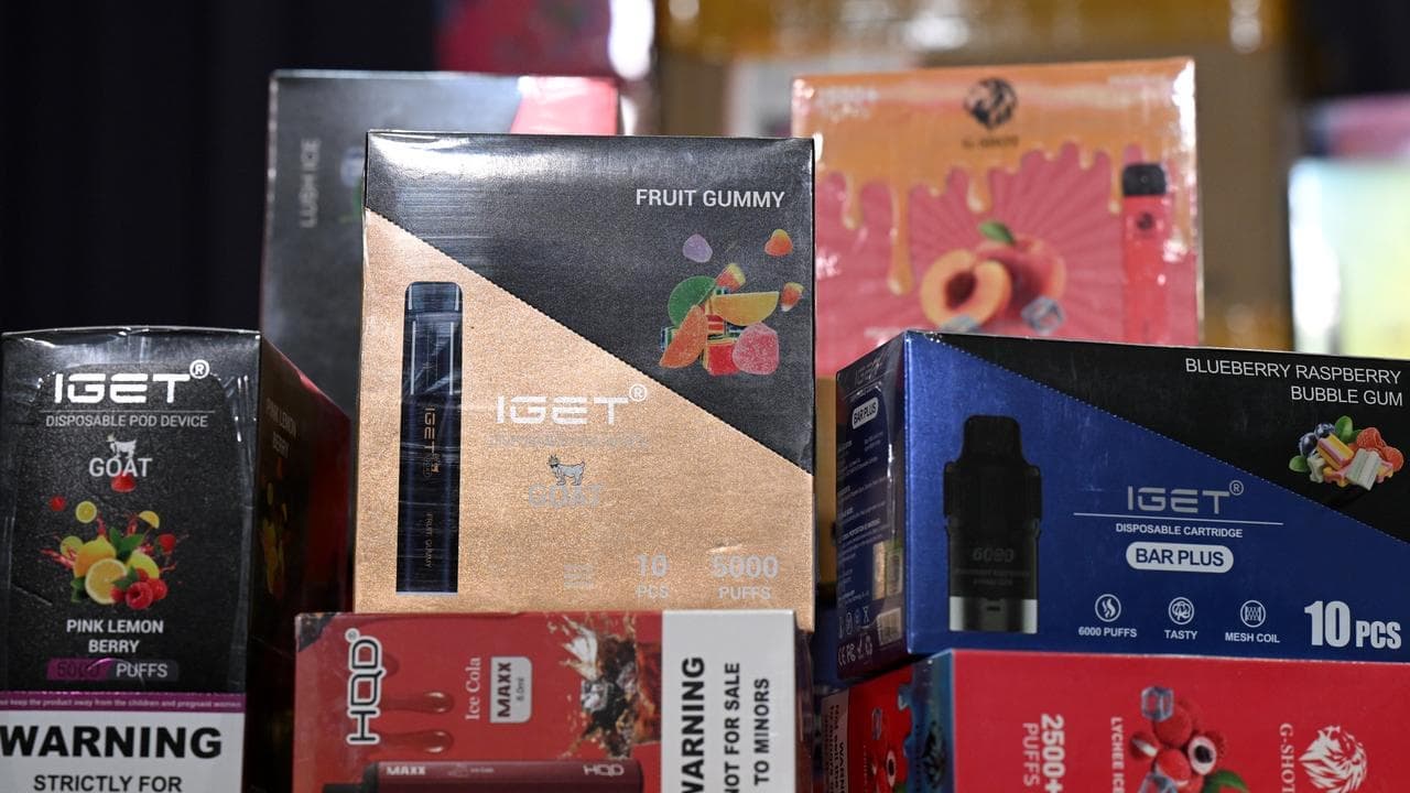 Vape shops vanishing but illegal sales persist