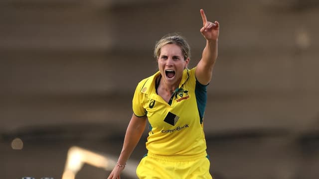Australia back Molineux as key return for ODI World Cup