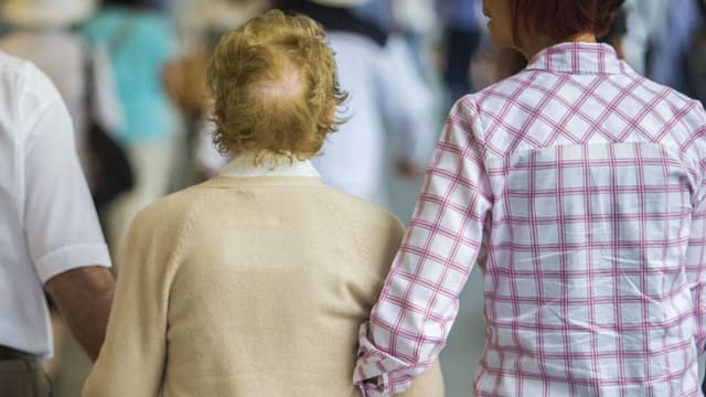 Aged care staff to 'rise' to challenge of early places