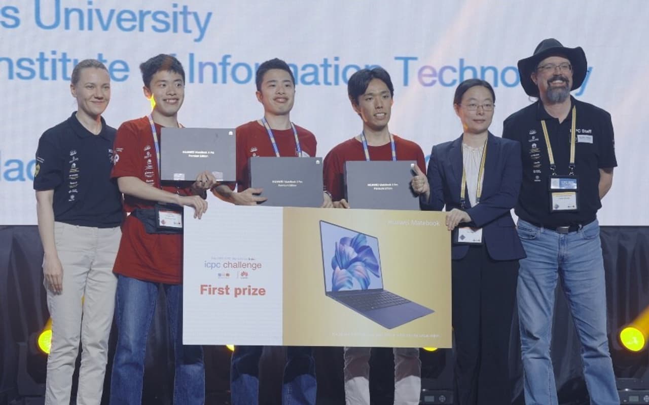 Huawei Shares Industrial Challenges at the 2025 ICPC World Finals
