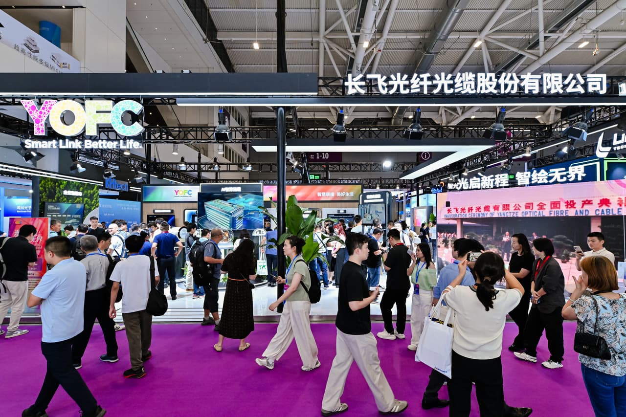 YOFC Showcases Diverse End-to-End Portfolio at CIOE 2025