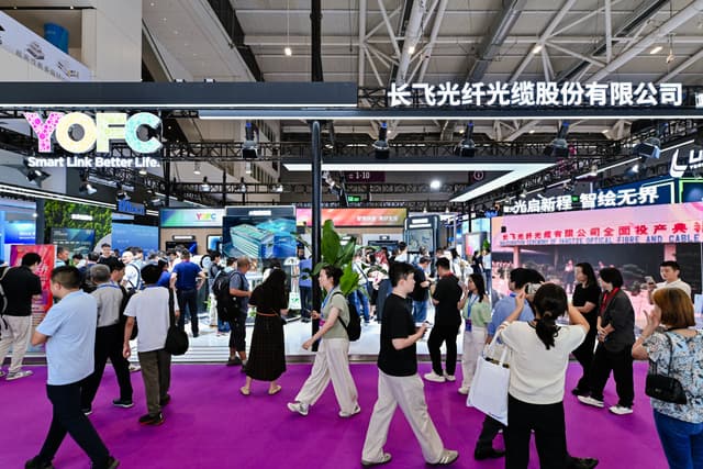 YOFC Showcases Diverse End-to-End Portfolio at CIOE 2025