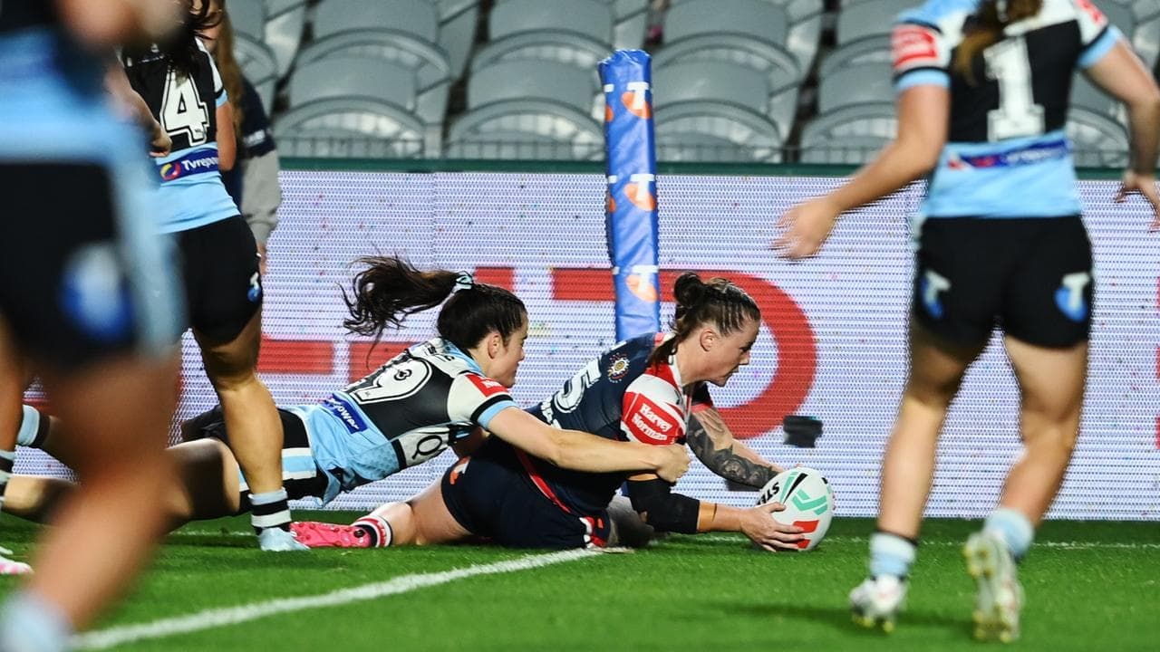Roosters lose star to injury, clinch minor premiership