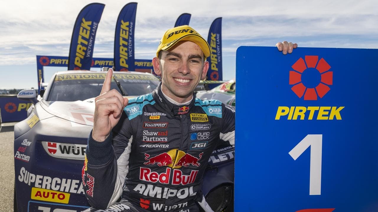 Flawless Feeney fights back for pole at The Bend 500