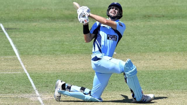 Ashes hopeful starts new audition with one-day century