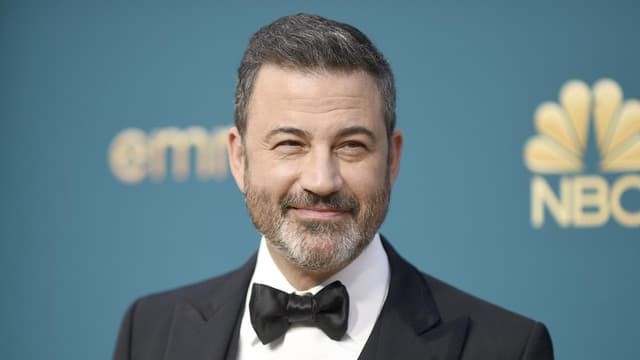 Trump floats axing licences for networks 'against' him