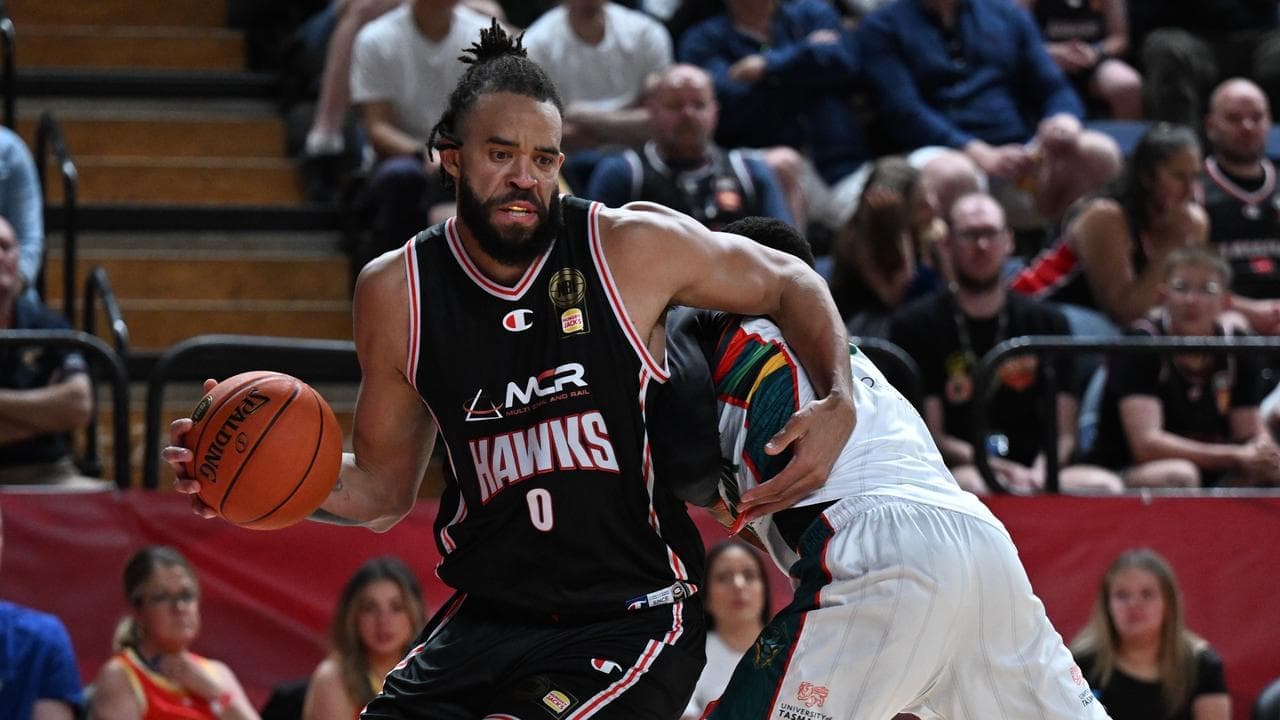 JackJumpers prevail despite McGee starring for Hawks