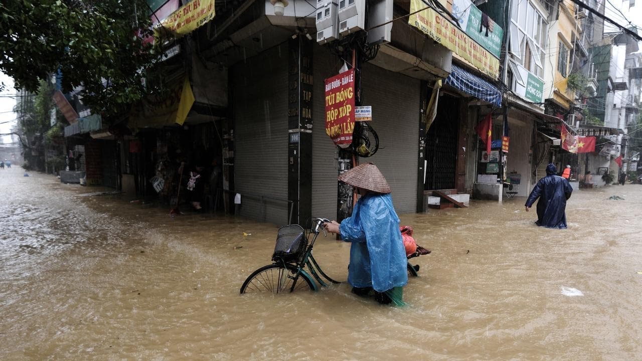 Typhoon Bualoi toll rises to 19 in Vietnam amid floods