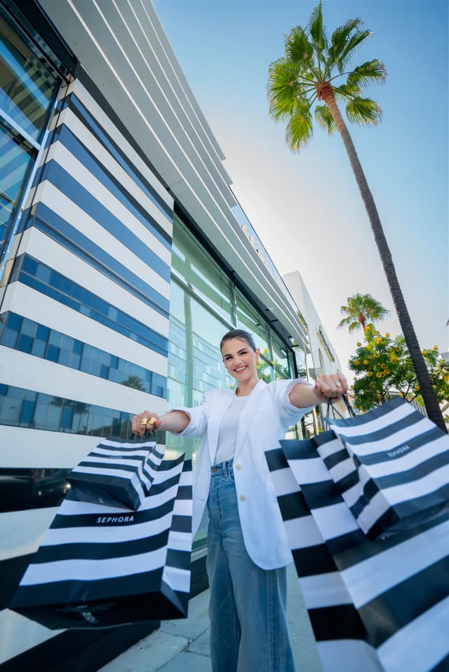 Sephora and Rare Beauty's "Make A Rare Impact" Join Forces for the Third Year in Honor of World Mental Health Day