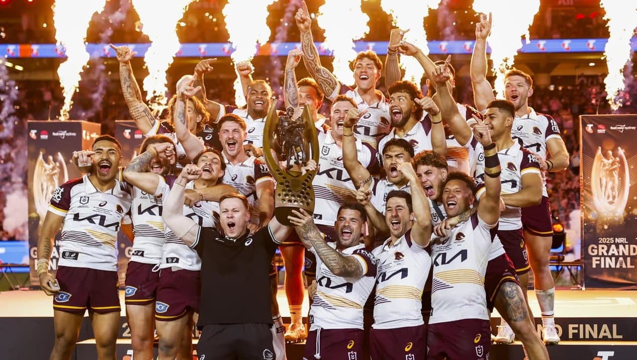 Fullback on fire: Walsh stars as Broncos win GF